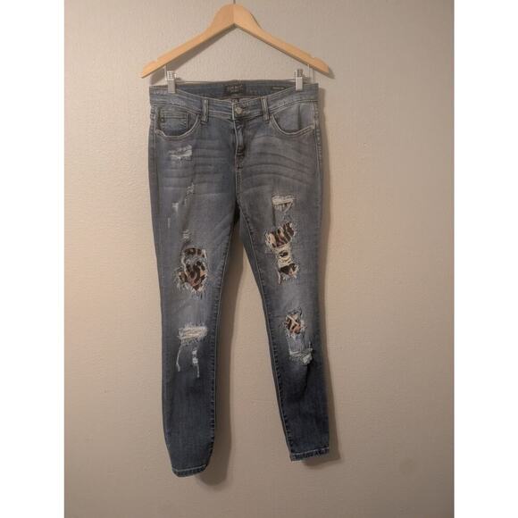 Judy Blue Womens Skinny‎ Fit Jeans Size 11/30 Blue Distressed Raw Hem Whiskered - Picture 1 of 12